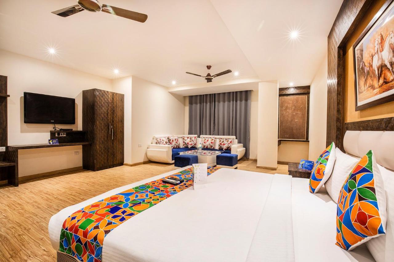 Fabhotel Shoba Estate Delhi Airport Νέο Δελχί Εξωτερικό φωτογραφία